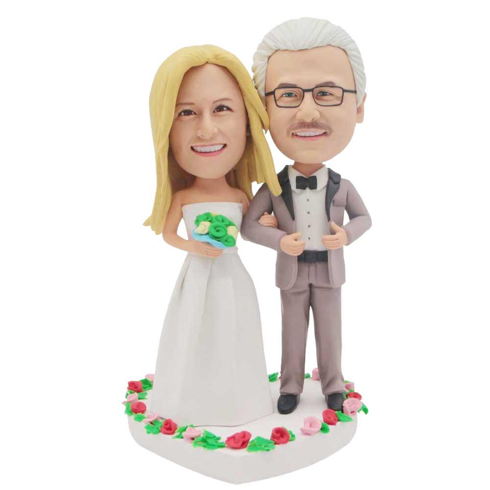 Custom Wedding Bobbleheads In Heart-shaped Flowers Wedding Anniversary Caker Topper